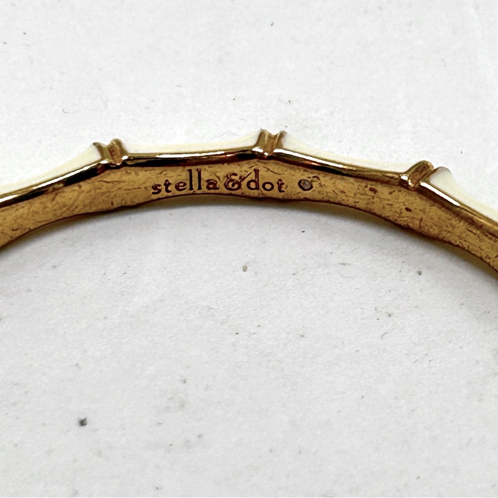 Stella & Dot, Gold And White Enamel Bamboo Design Bangle Bracelet - Picture 4 of 6